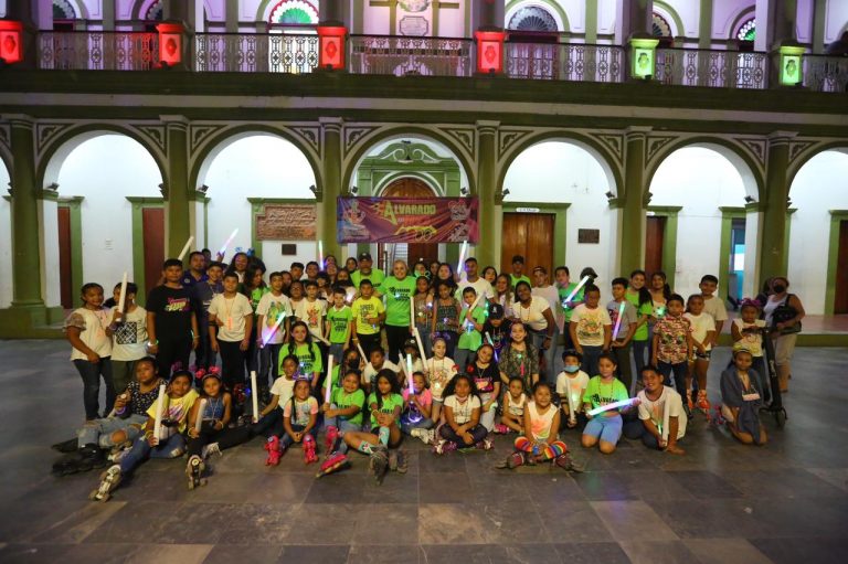 Neon Zumba Kids 11