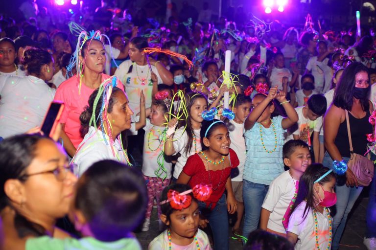 Neon Zumba Kids 4