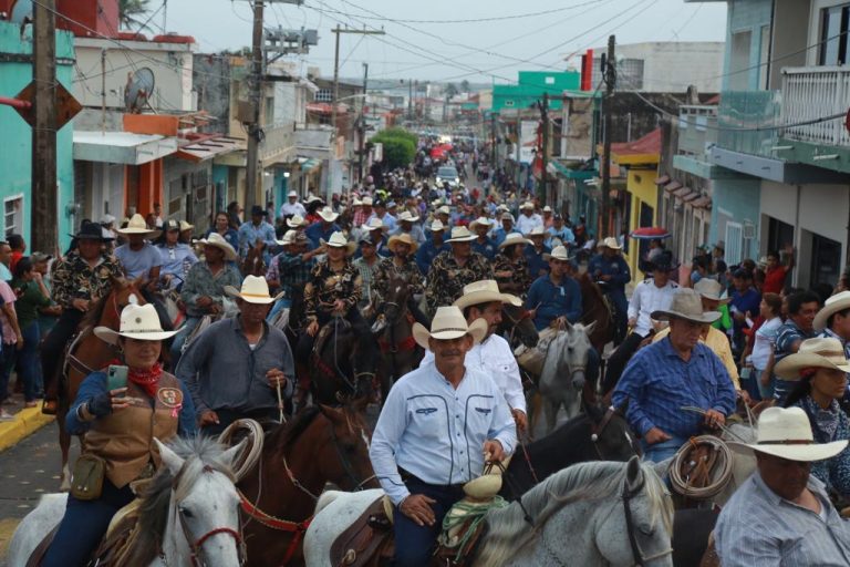 Mega Cabalgata 1